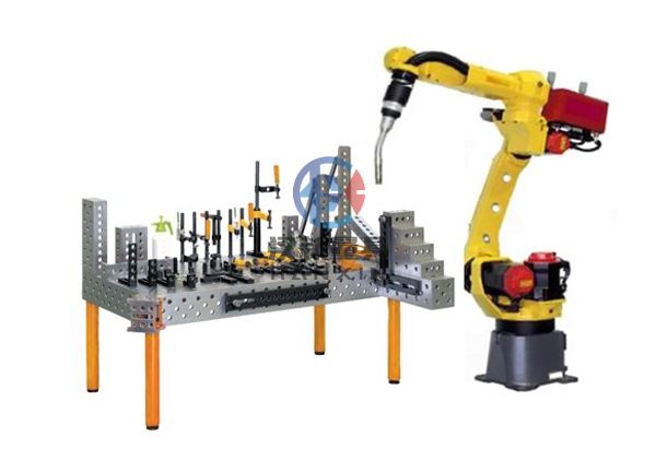 3D Welding Table With Clamps